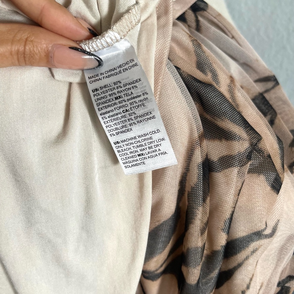 Stylish Animal Print Women's Top - Picture 8 of 10